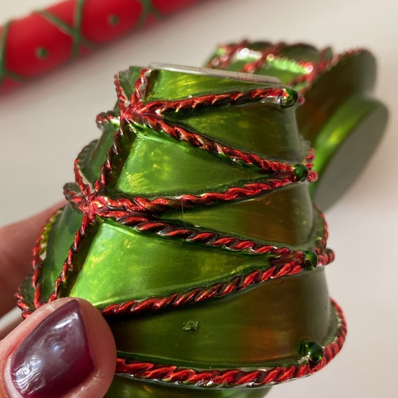 🆕 pair of festive candles and holders. - Picture 6 of 6